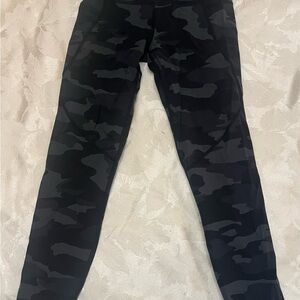 Sweaty Betty  Black Camo Leggings